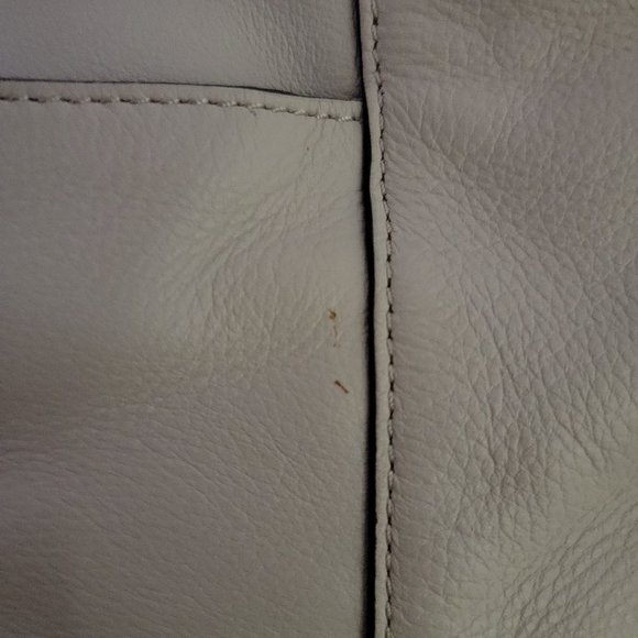 B. Makowsky Shoulder Bag - Picture 6 of 8